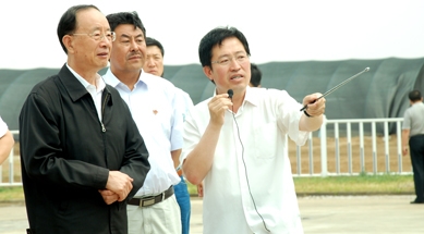原中共中央書(shū)記處書(shū)記、中紀(jì)委副書(shū)記何勇視察我公司